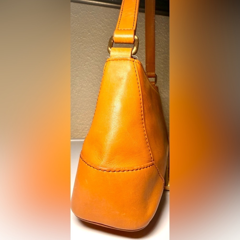 Burberry Vintage Leather Shoulder Bag | Nova Check Lining w/DB | Viral 20K Views - Picture 11 of 17